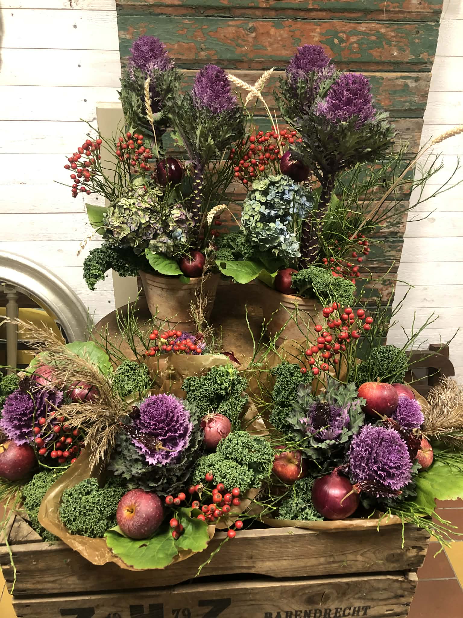 Höstdekoration med prydnadskål